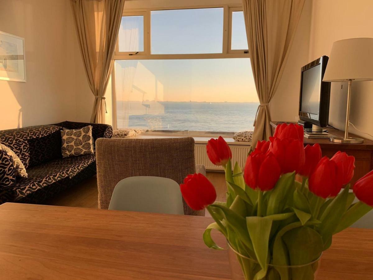 Bellevue Boulevard 32a Apartment *